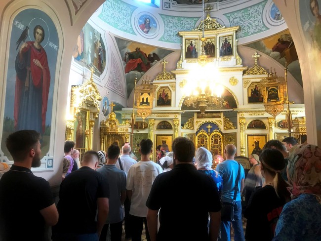 Храм живоначальной троицы на воробьевых евангелие дня