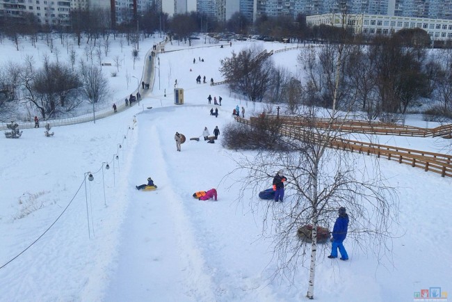 Горка в парке красная пресня